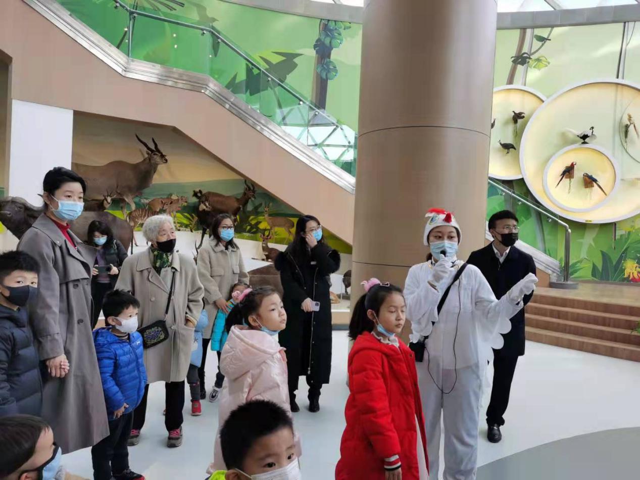 阳春三月景  科普新气象