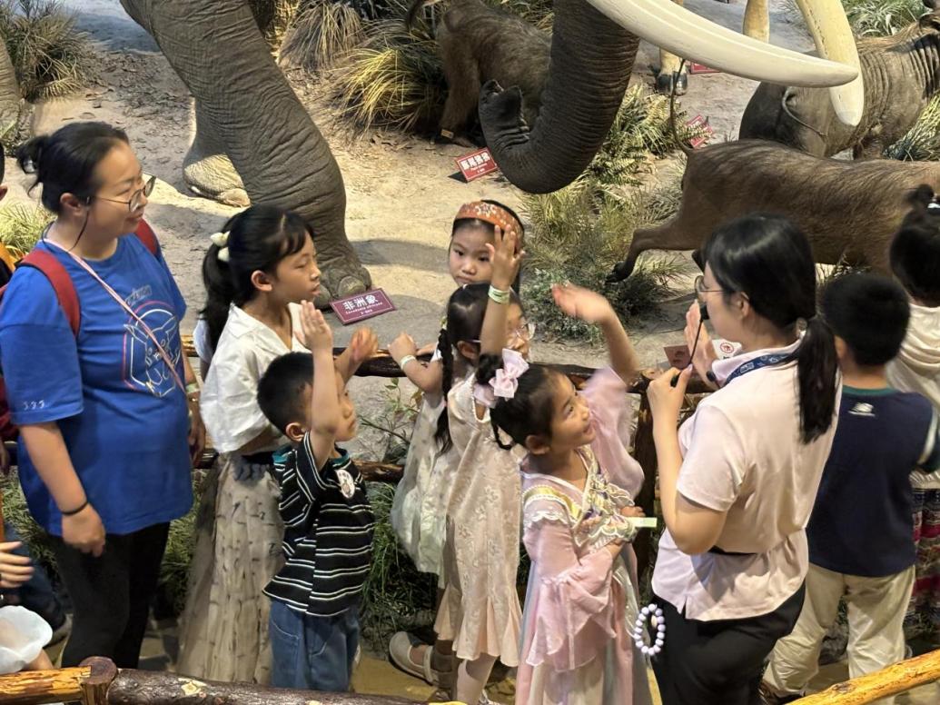 陕西自然博物馆开展“国际生物多样性日”科普公益讲座