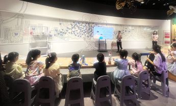 感念恩师  礼赞美好